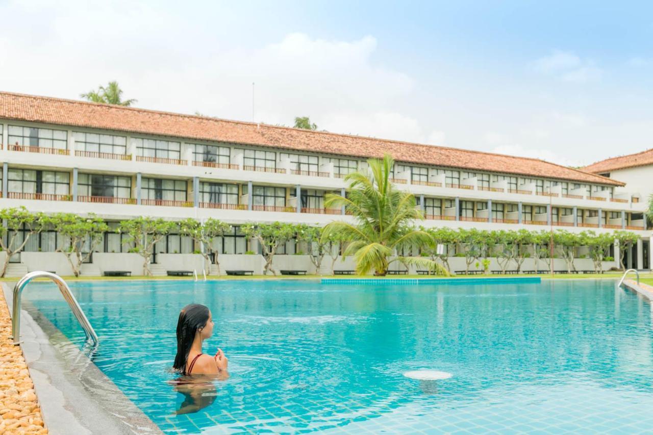 The Blue Water - Geoffrey Bawa Heritage - City Resort Hotel Wadduwa Luaran gambar